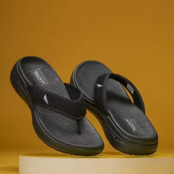 RedTape-Men T-Strap Slip-On Flip Flops